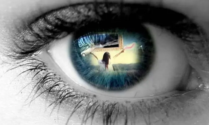 Eye